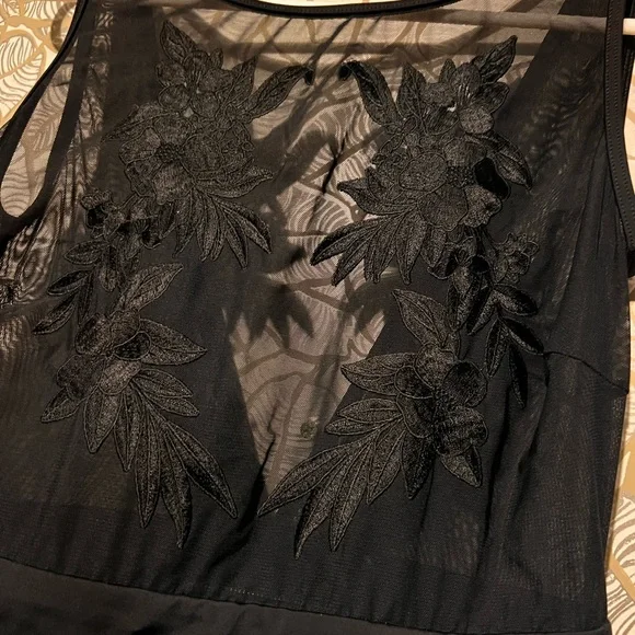 One piece swimsuit - Picture 6 of 7